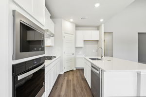 San Antonio - Autry Pond - 17035 Blaise Ter, San Antonio, TX 78247 - 016