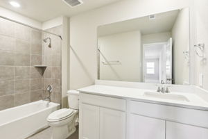 San Antonio - Autry Pond - 17035 Blaise Ter, San Antonio, TX 78247 - 040
