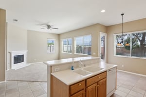 Golden Way-2305-011.jpg