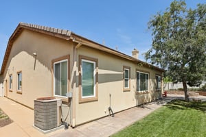 Golden Way-2305-038.jpg