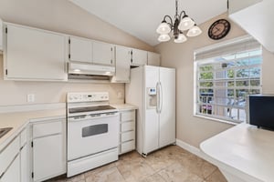 Kings Lake Blvd-S2201-003.jpg