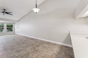 Kings Lake Blvd-S2201-007.jpg