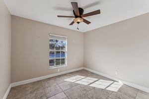 Kings Lake Blvd-S2201-012.jpg