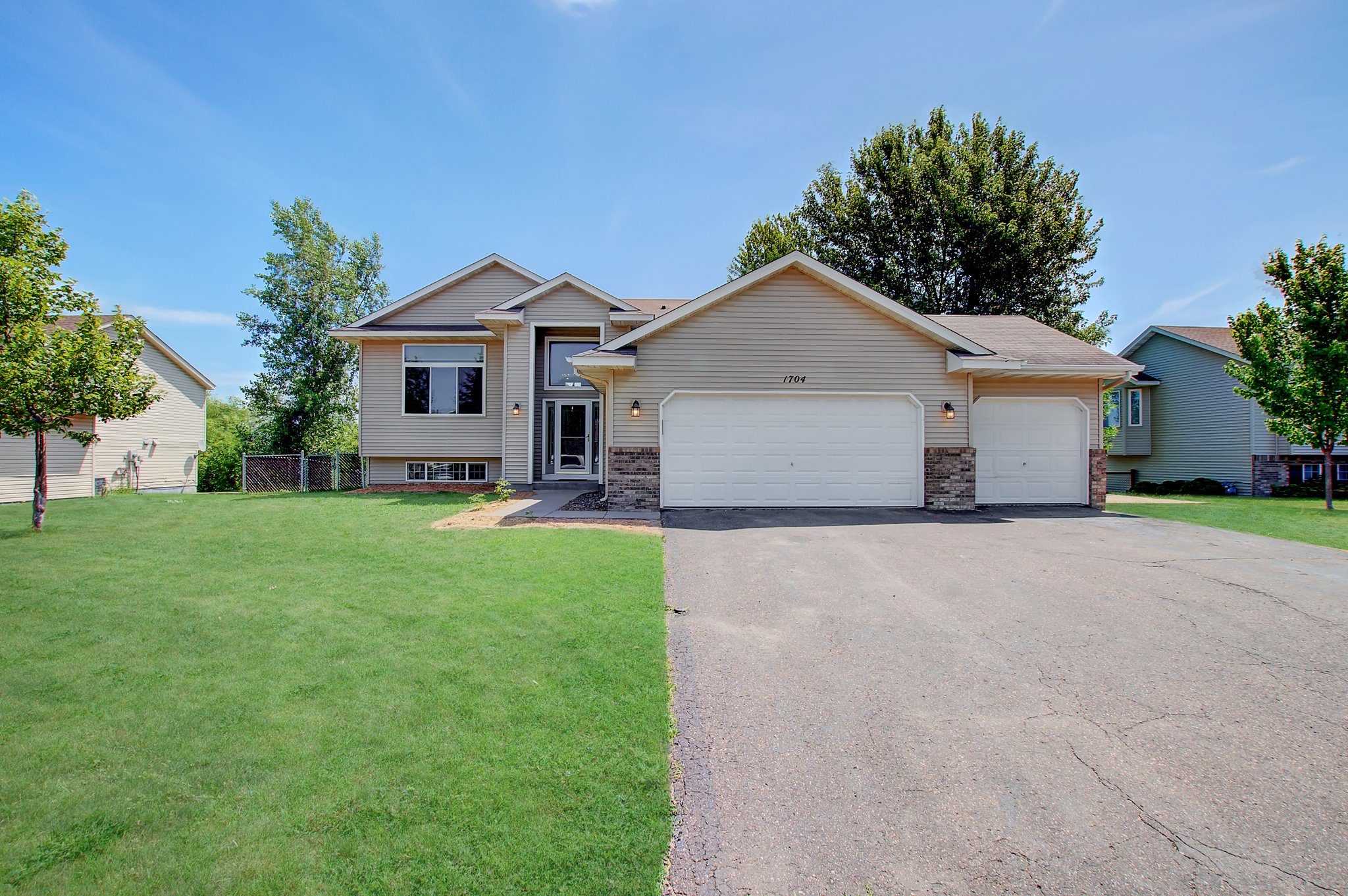 1704 Whitetail Run, Buffalo, MN 55313 | Nordy Photography