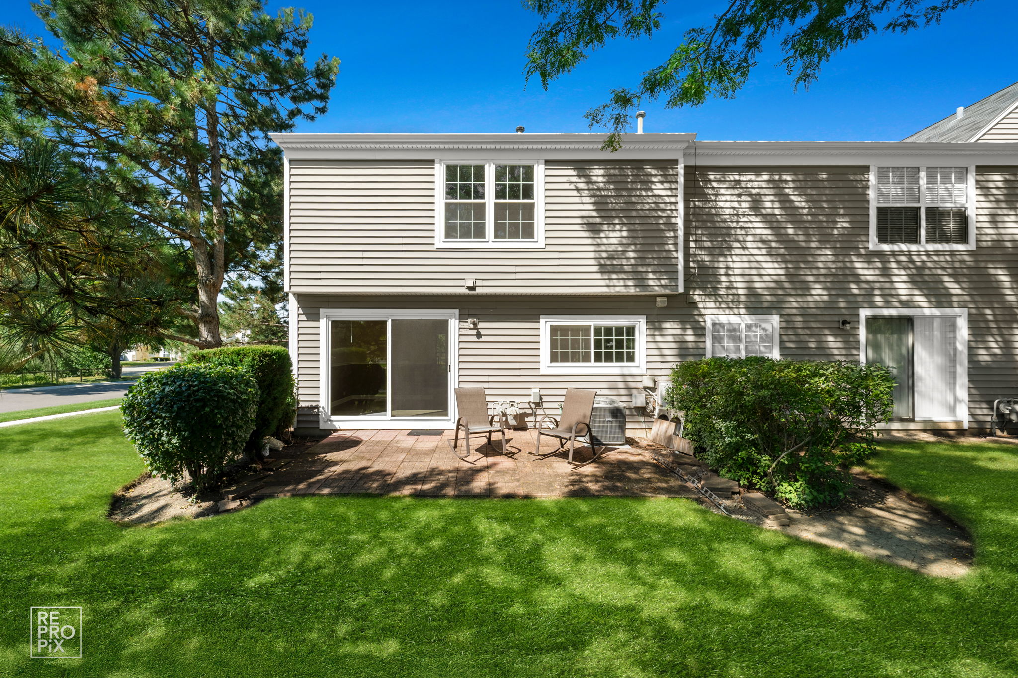 1705 College Green Dr, Elgin, IL 60123_015