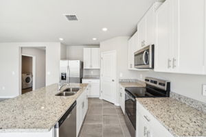 Tampa - Reserve at Van Oaks - 1705 Forest Run Ln, Auburndale, FL 33823 - 011