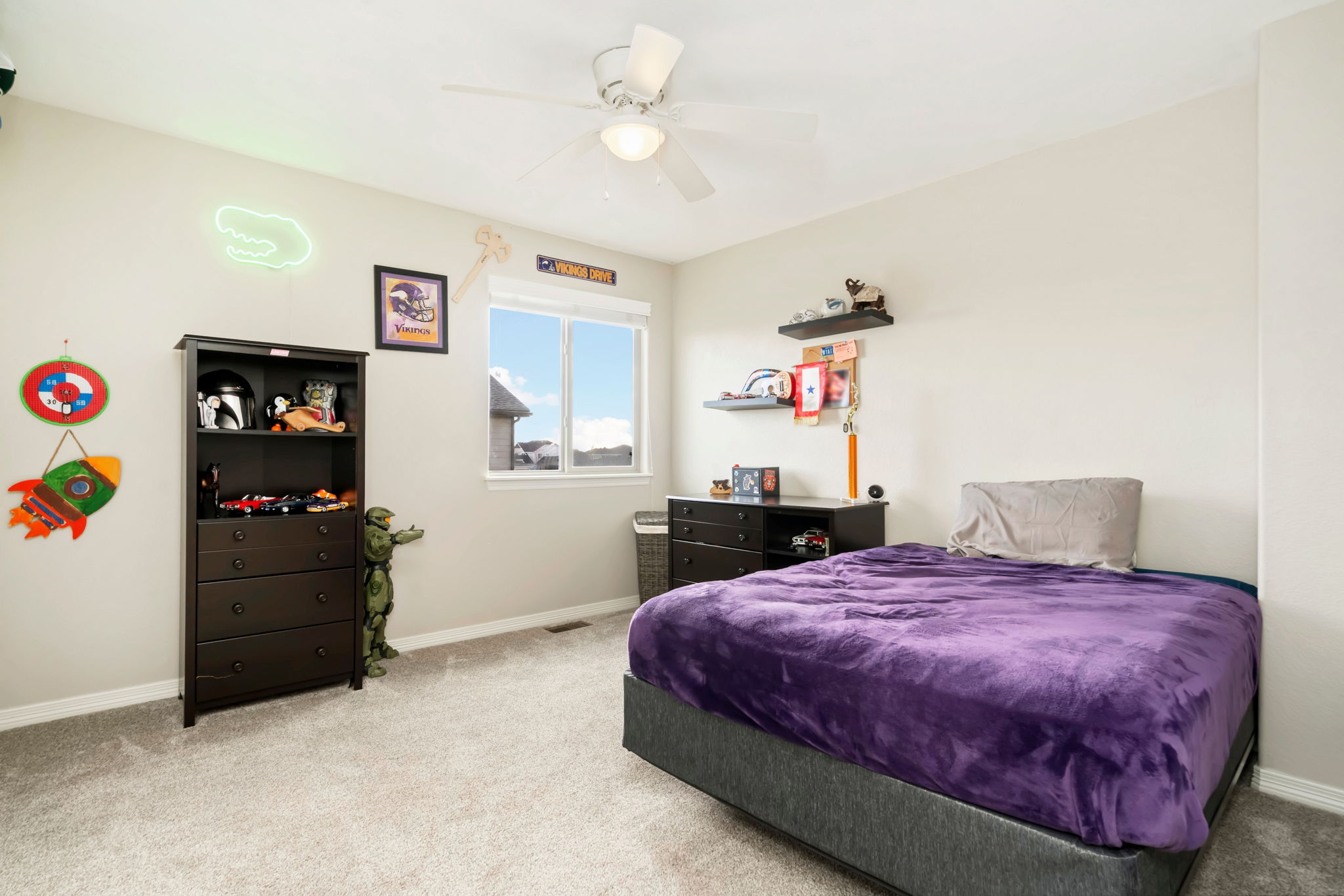  Photo 41