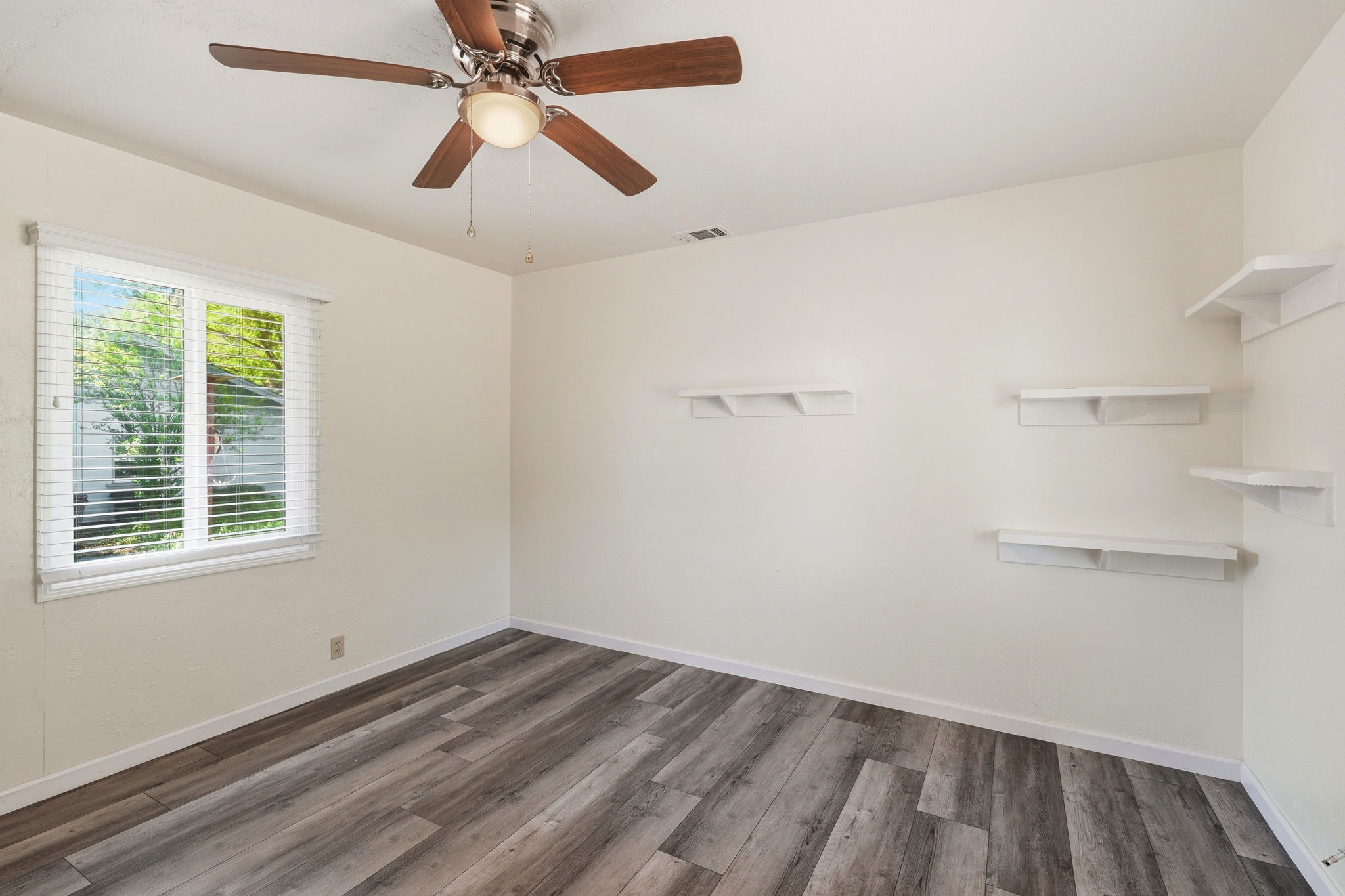 025_F8_17051 Escalon-Bellota Rd