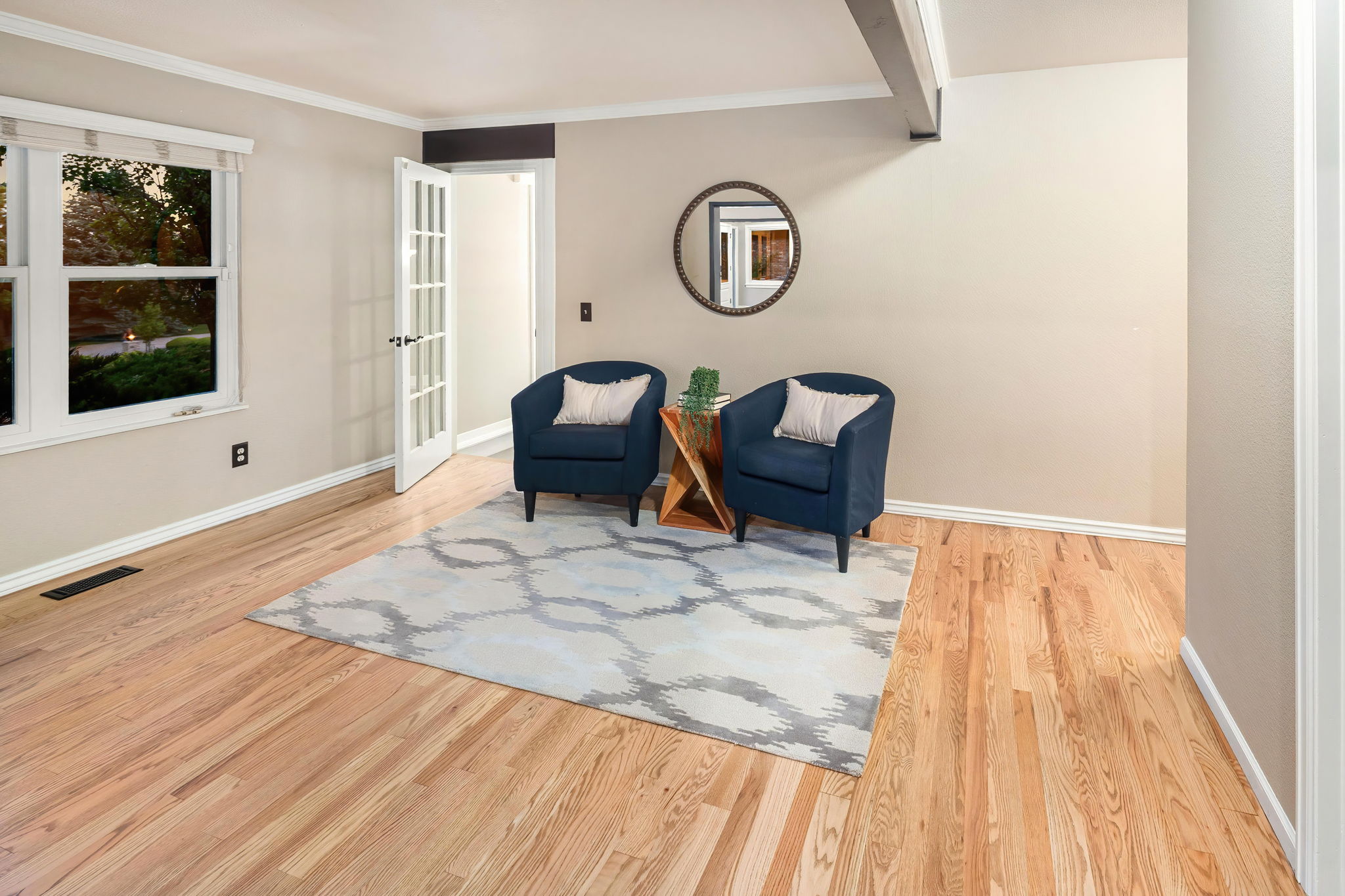 021-17053 E Jamison Ave