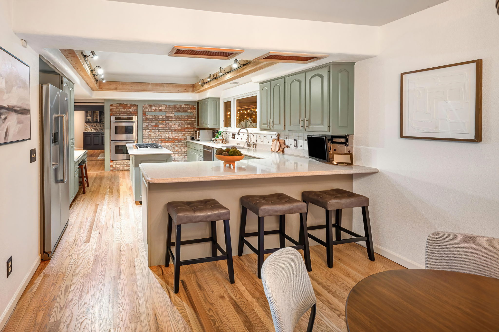 040-17053 E Jamison Ave