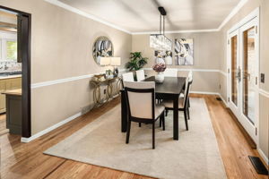 031-17053 E Jamison Ave