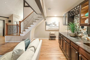 037-17053 E Jamison Ave