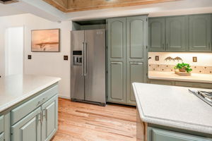 042-17053 E Jamison Ave