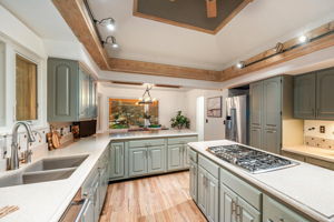 045-17053 E Jamison Ave