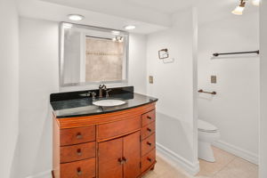 068-17053 E Jamison Ave