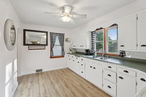20th Ave-S2706-009.jpg