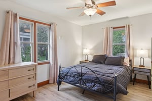 20th Ave-S2706-014.jpg