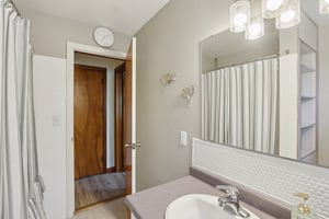 20th Ave-S2706-019.jpg