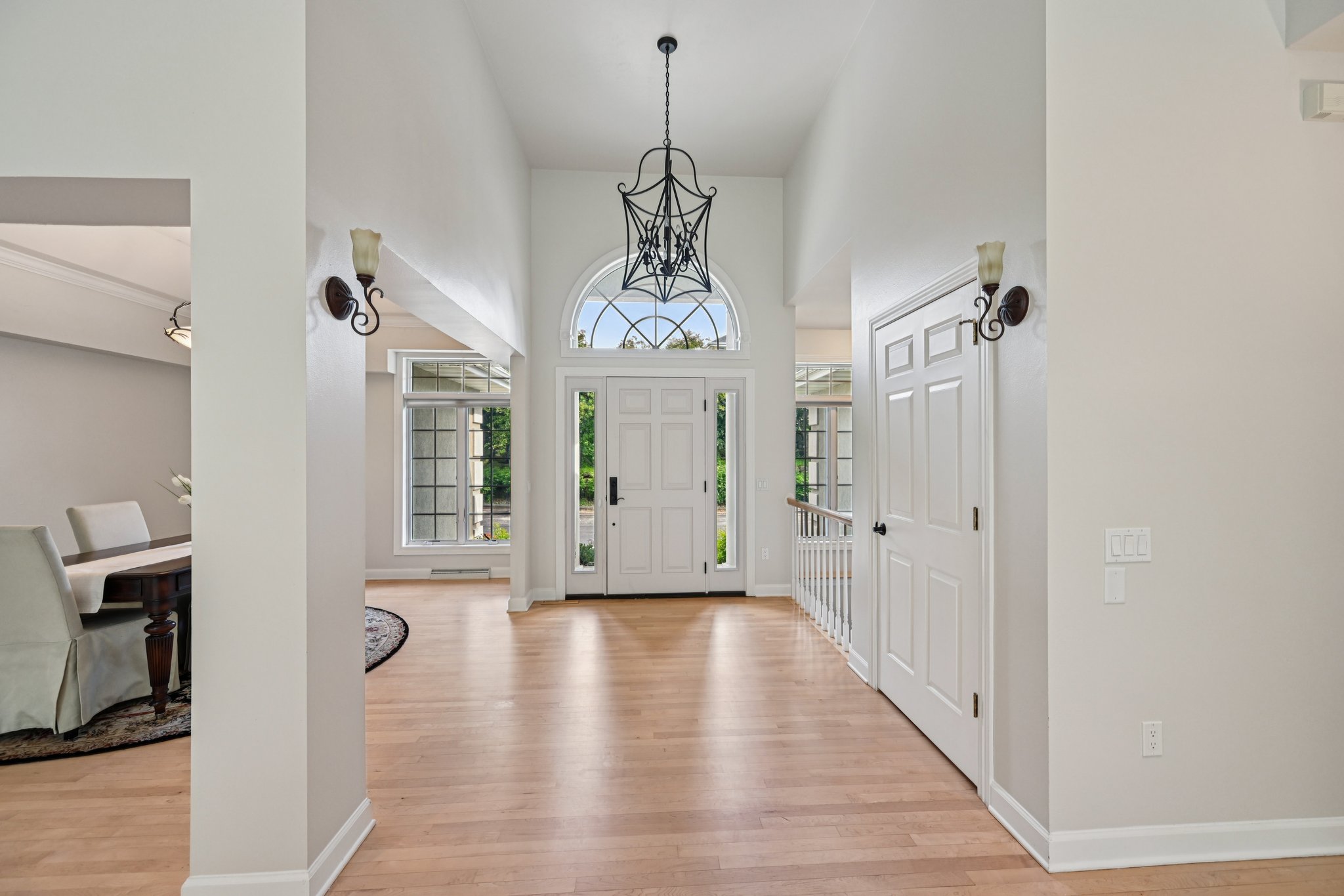 Ashlawn Ln-0406-001.jpg