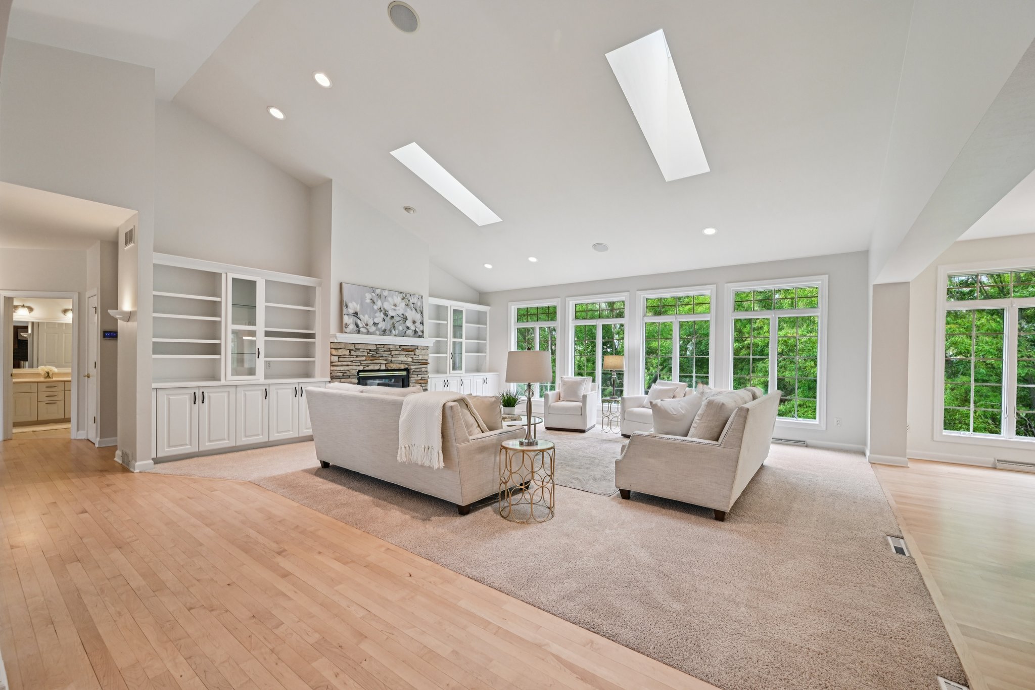 Ashlawn Ln-0406-005.jpg