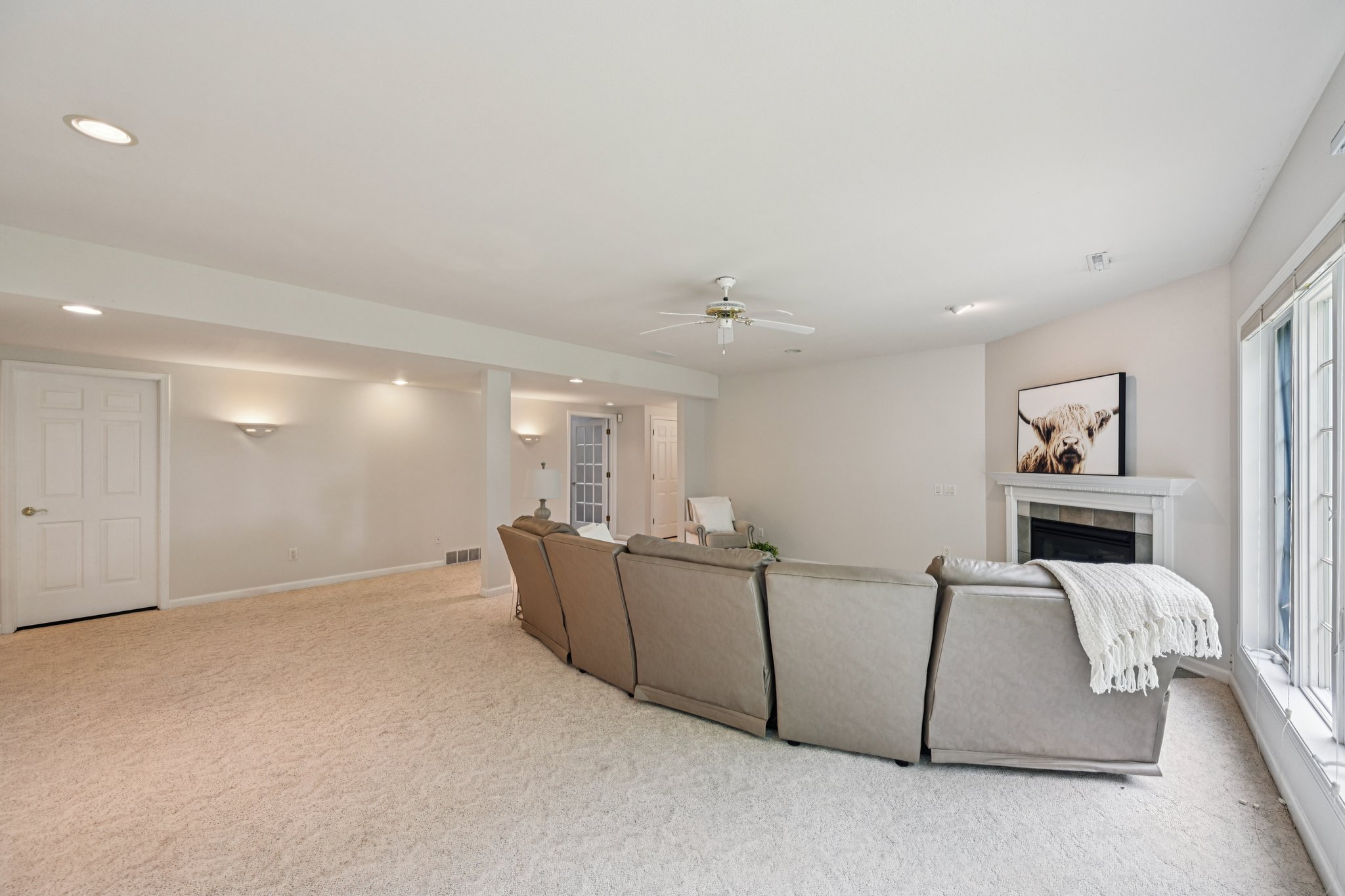 Ashlawn Ln-0406-041.jpg