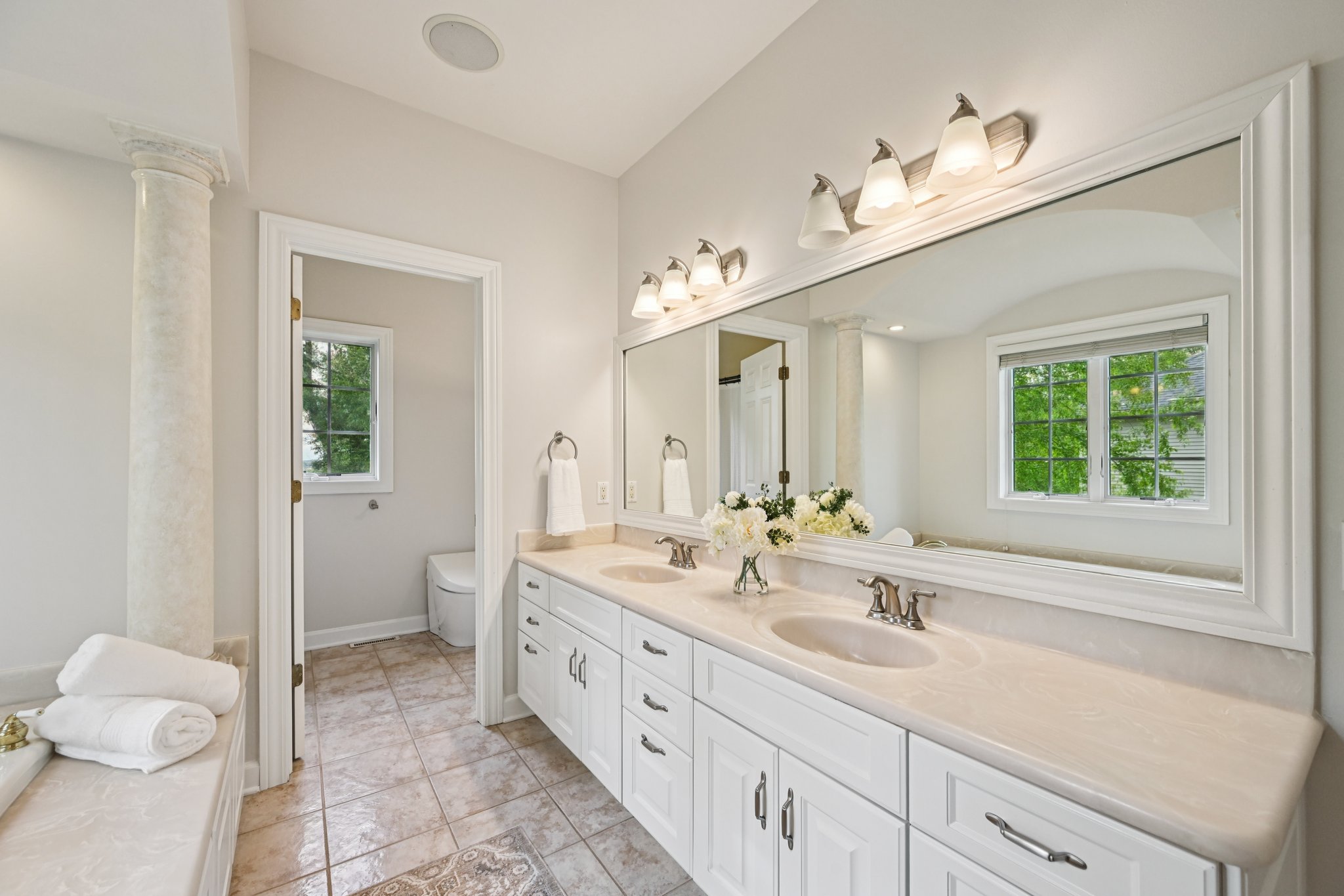 Ashlawn Ln-0406-072.jpg