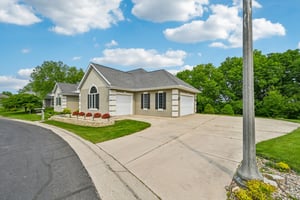 Ashlawn Ln-0306-007.jpg
