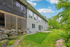 Ashlawn Ln-0306-016.jpg