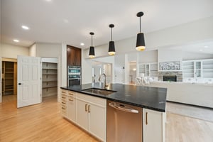 Ashlawn Ln-0406-024.jpg