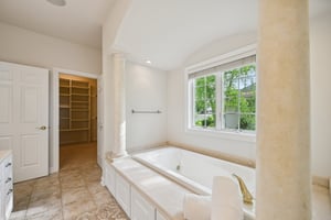 Ashlawn Ln-0406-064.jpg