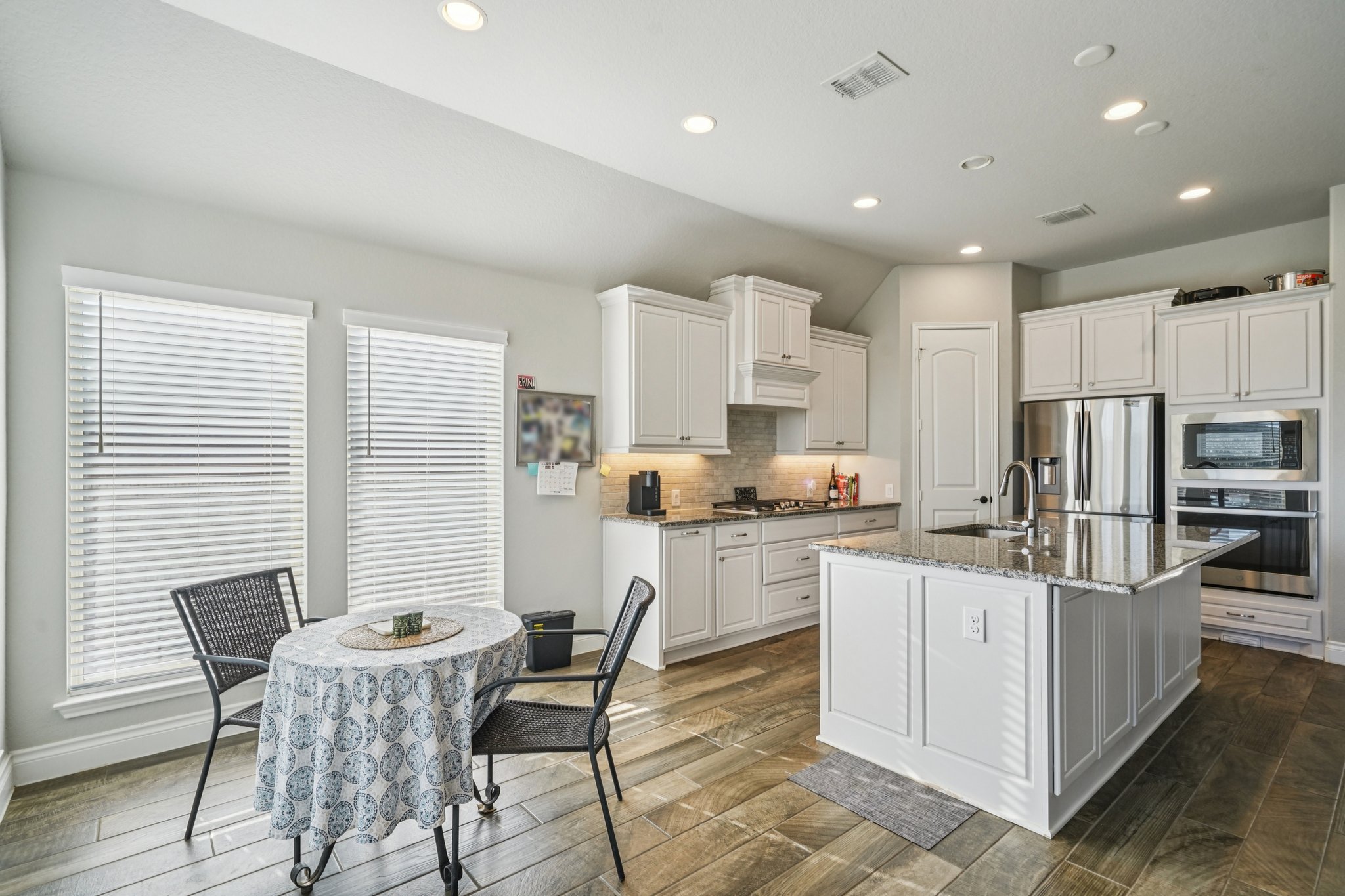 Crystal Bridges-S0912-016.jpg