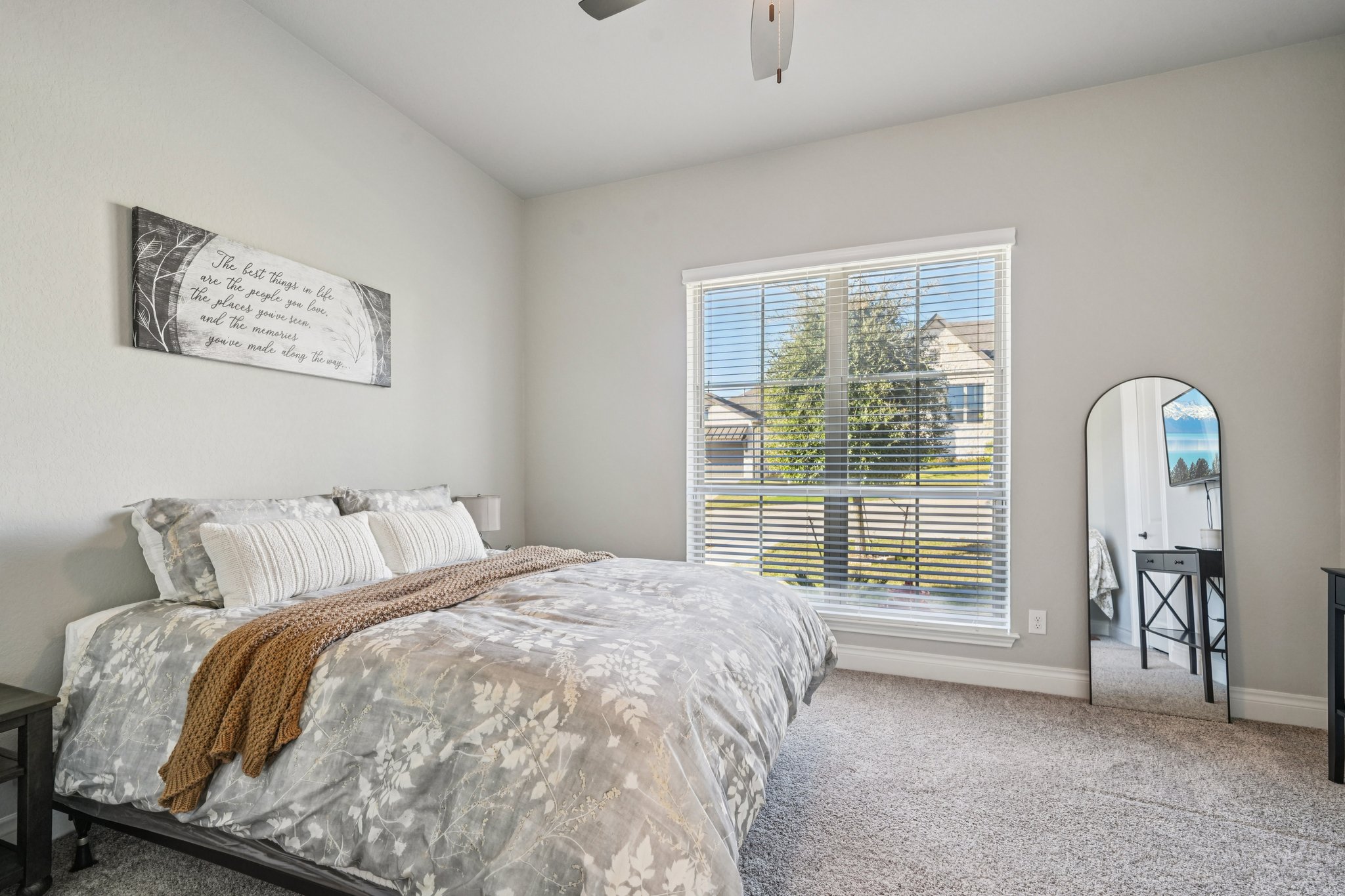 Crystal Bridges-S0912-022.jpg