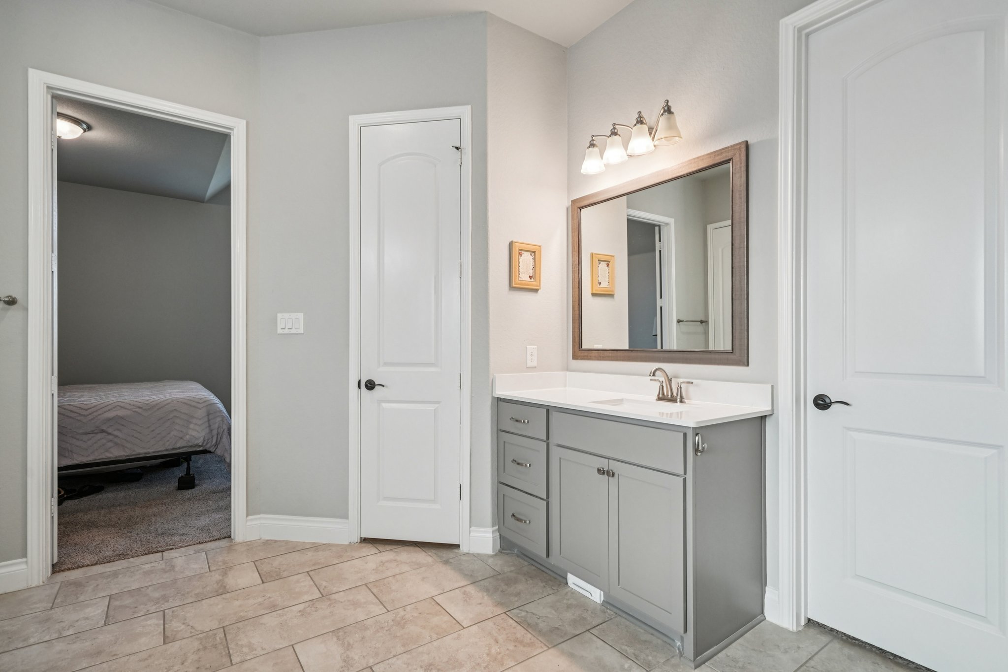 Crystal Bridges-S0912-030.jpg