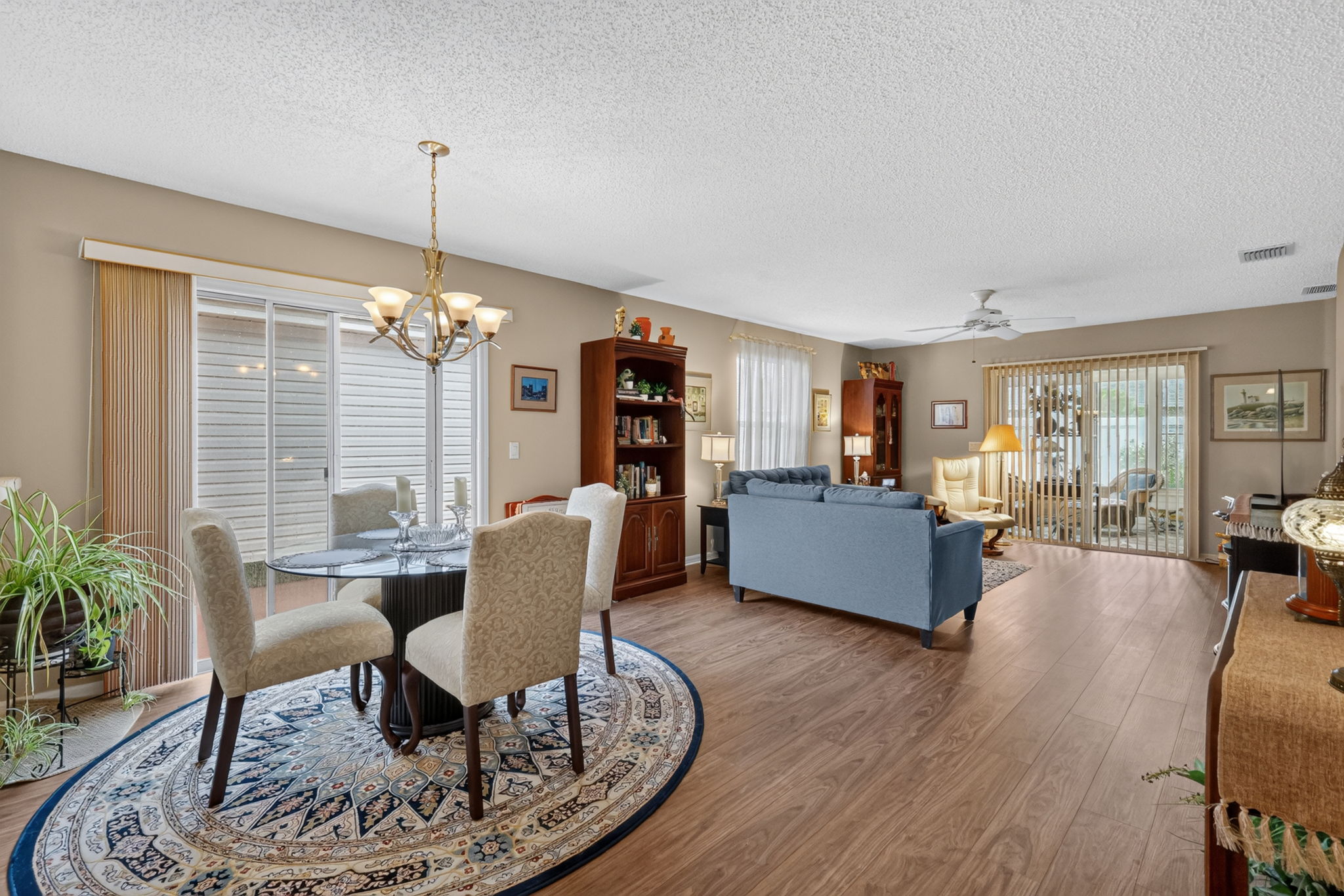 Living/Dining Room