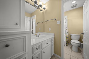  Photo 48