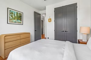 Perez St 1-S1605-019.jpg