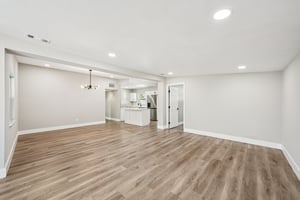 W Jean St-S2709-011.jpg