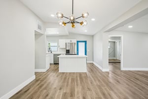 W Jean St-S2709-017.jpg