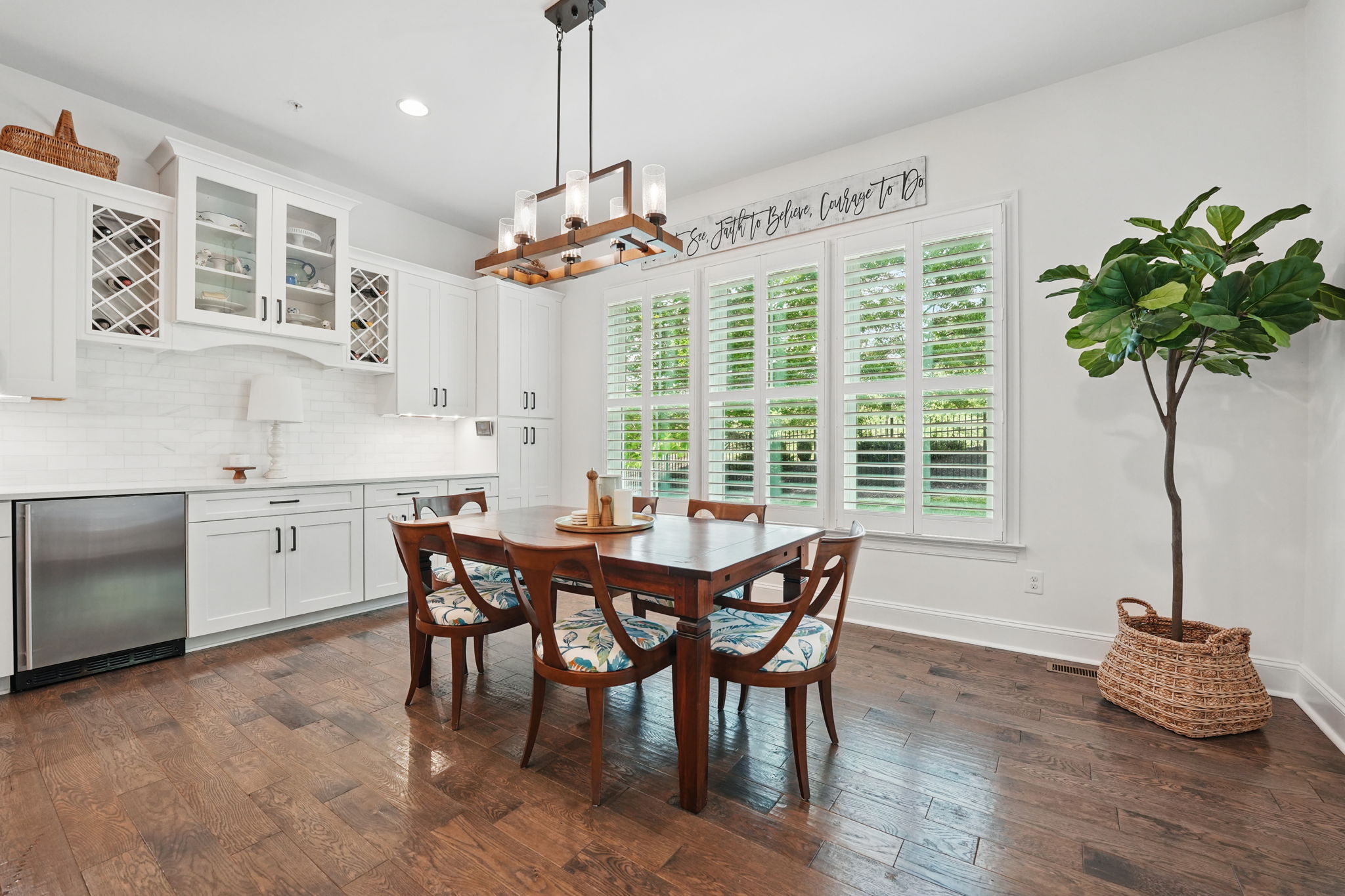 Breakfast room bumpout