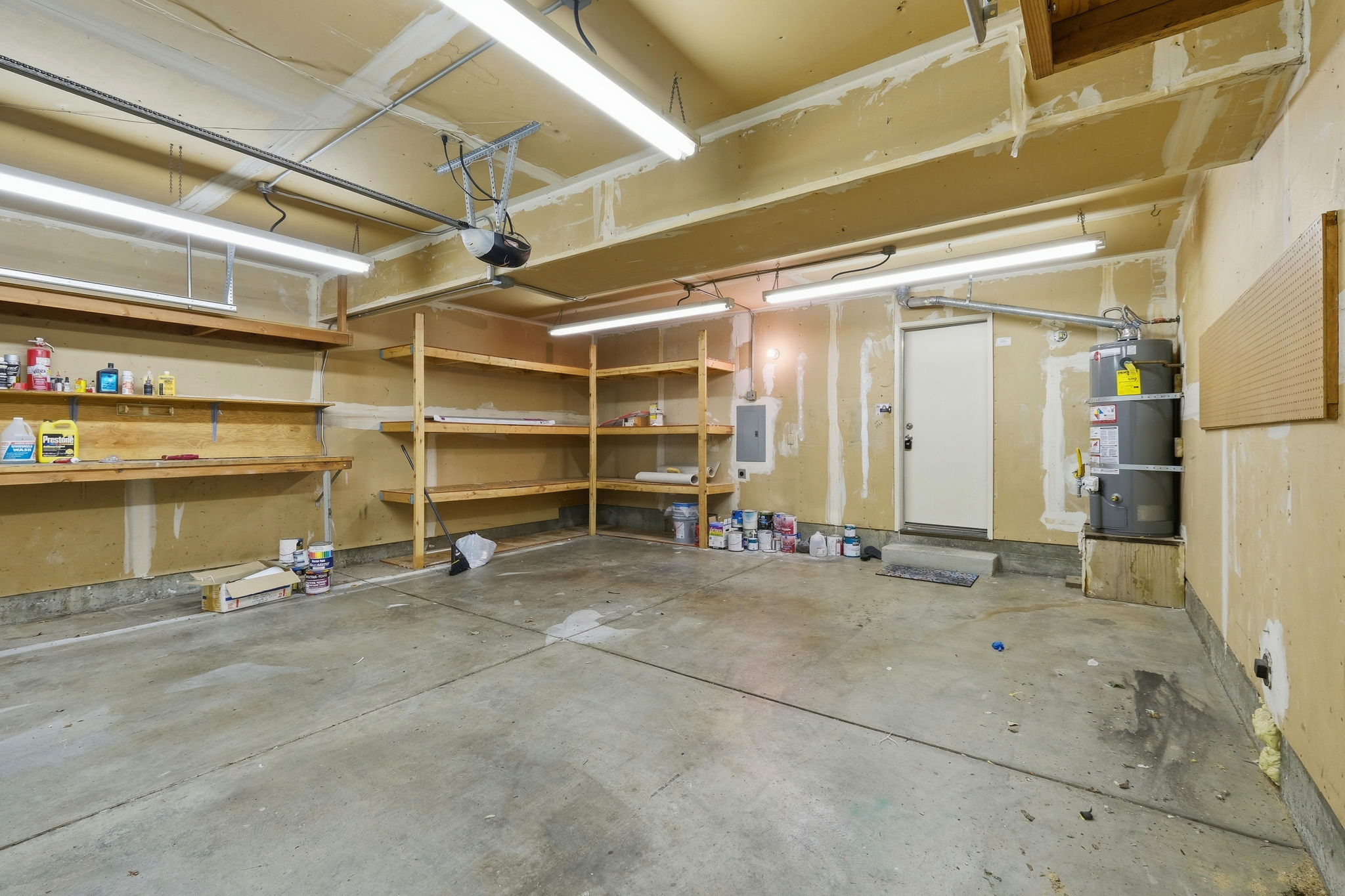 033_F8_1707 Geary Rd