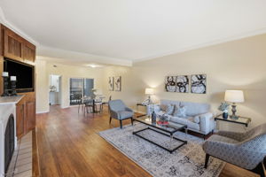 005_F8_1707 Geary Rd