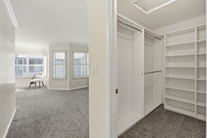 024_F8_1707 Geary Rd