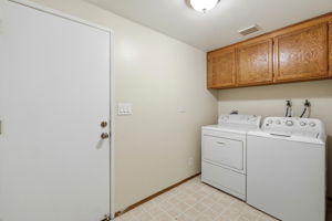 031_F8_1707 Geary Rd
