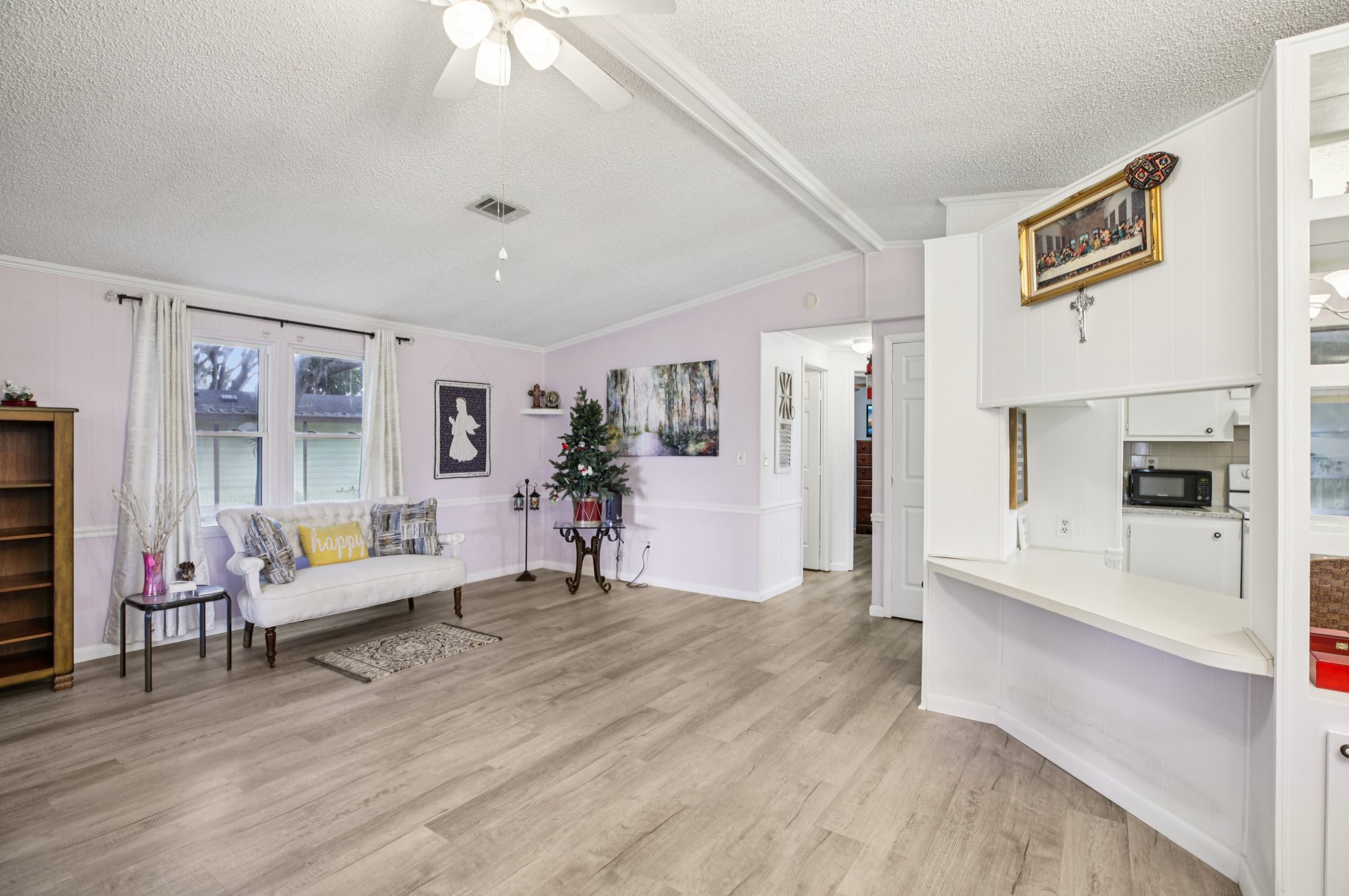 Lilly Ln-S2409-011.jpg