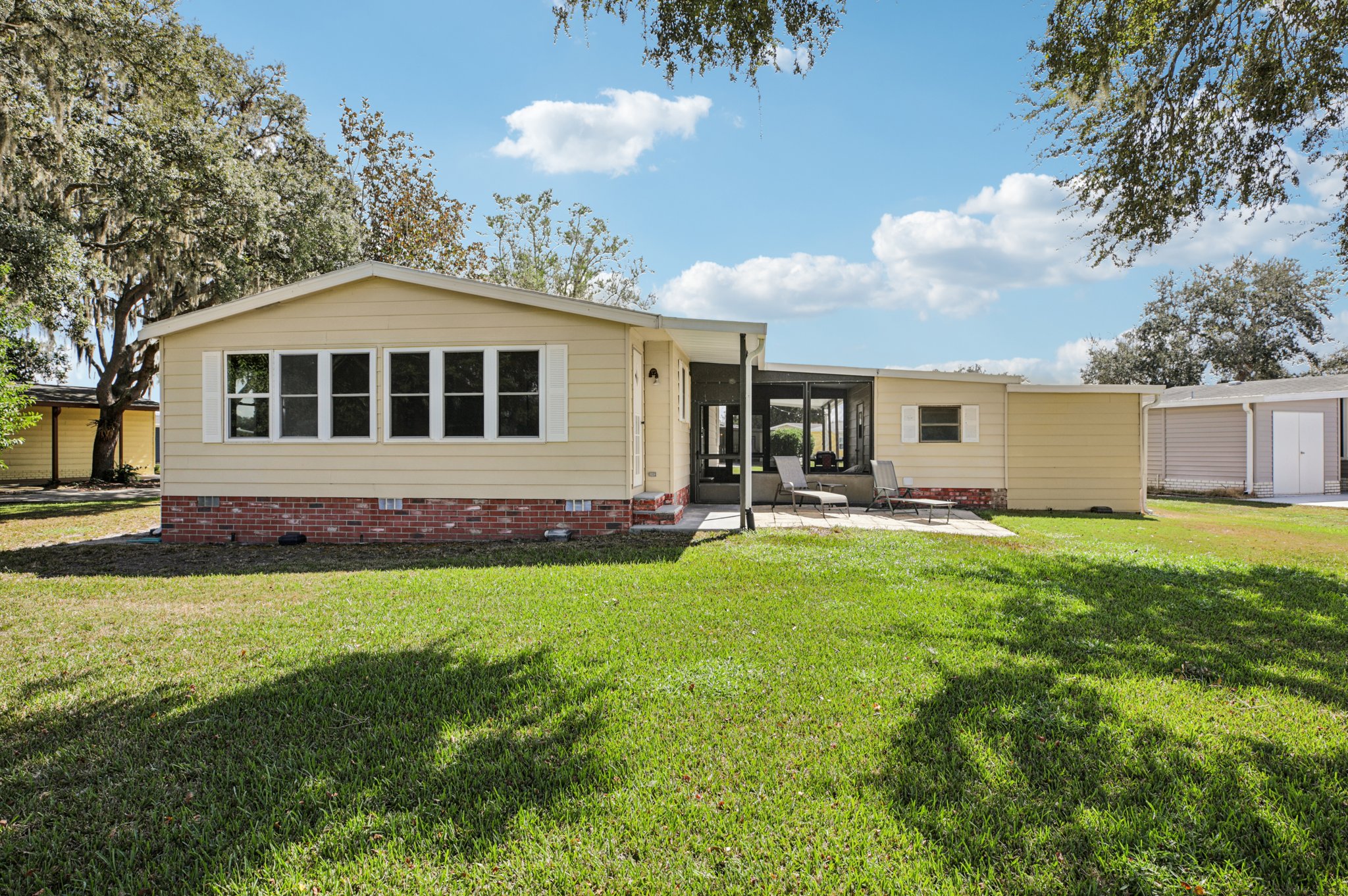 Lilly Ln-S2409-034.jpg