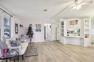 Lilly Ln-S2409-010.jpg