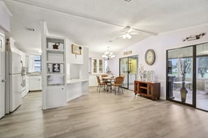 Lilly Ln-S2409-014.jpg