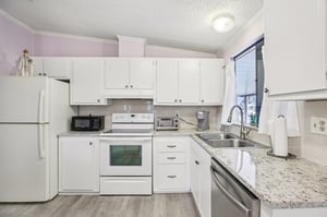 Lilly Ln-S2409-017.jpg