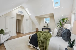 Marie Ln-S2206-070.jpg