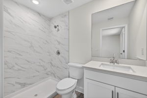 Guest Bathroom 2